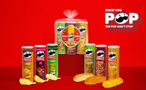 Turning the bun into the top dog with limited-edition potato-based buns in three delicious Pringles flavors: Sour Cream & Onion, BBQ and Honey Mustard Turning the bun into the top dog with limited-edition potato-based buns in three delicious Pringles flavors: Sour Cream & Onion, BBQ and Honey Mustard