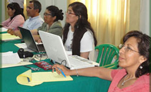 INIA-Perú y CIP ofrecieron "Taller de planificación técnica del Programa de Mejoramiento de Papa 2012 al 2020” INIA-Perú y CIP ofrecieron "Taller de planificación técnica del Programa de Mejoramiento de Papa 2012 al 2020”