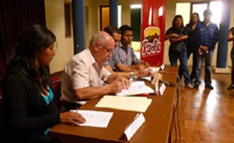 Convenio garantiza mercado a productores bolivianos que abastecerán a procesadora de papa Convenio garantiza mercado a productores bolivianos que abastecerán a procesadora de papa