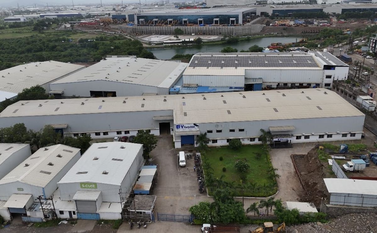 The new 83,000 sq. ft. manufacturing facility of Shri Vibracion, strategically located in Kuruli, Chakan, showcases the company’s growth and commitment to innovation in food processing solutions. The new 83,000 sq. ft. manufacturing facility of Shri Vibracion, strategically located in Kuruli, Chakan, showcases the company’s growth and commitment to innovation in food processing solutions.