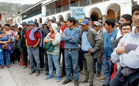 Agricultores en paro del Perú piden declarar el sector en emergencia Agricultores en paro del Perú piden declarar el sector en emergencia