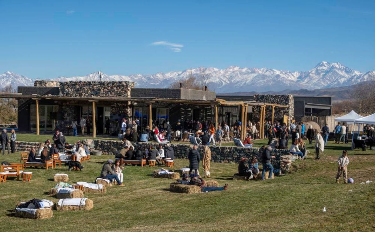 Al pie de la montaña nevada: primera edición de "Habemus Papas" realizada en Estancia Atamisque, La Carrera, Tupungato