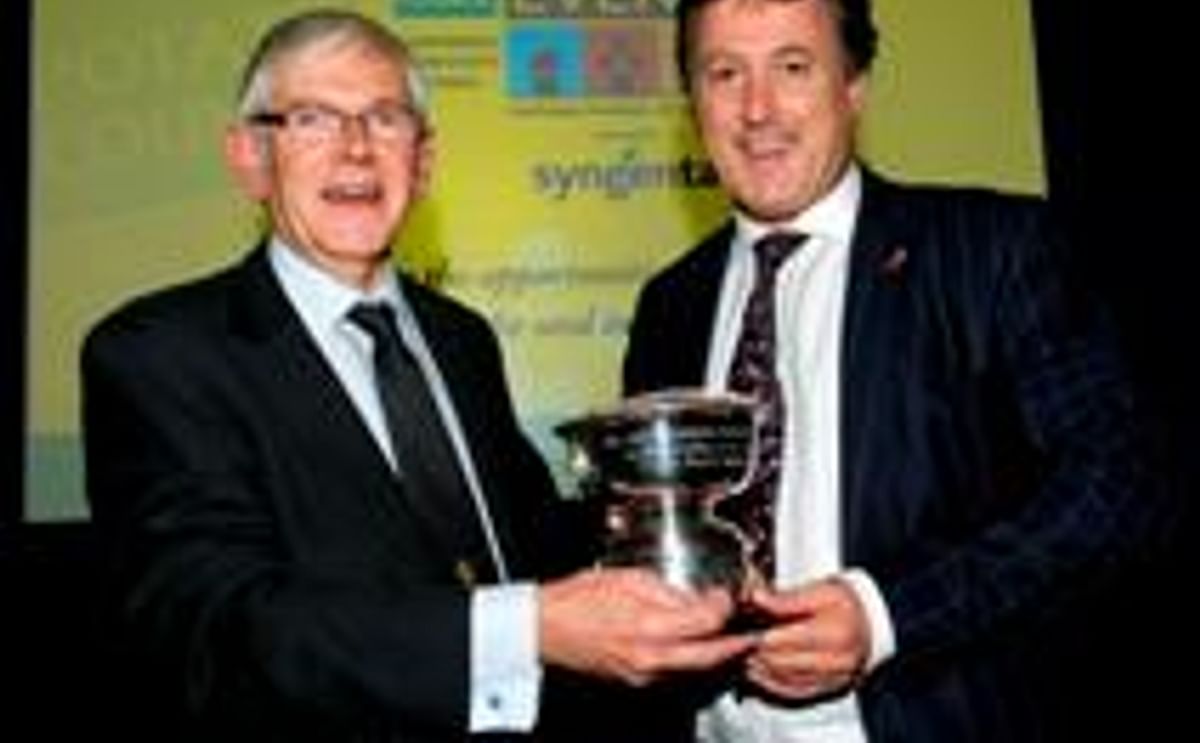 Dr John Bradshaw wins 2010 British Potato Industry Award