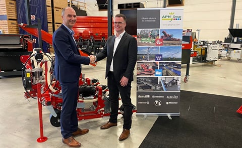 Wytse Oosterbaan (left) and Christian de Vries (right) are extremely pleased with the acquisition. Wytse Oosterbaan (left) and Christian de Vries (right) are extremely pleased with the acquisition.