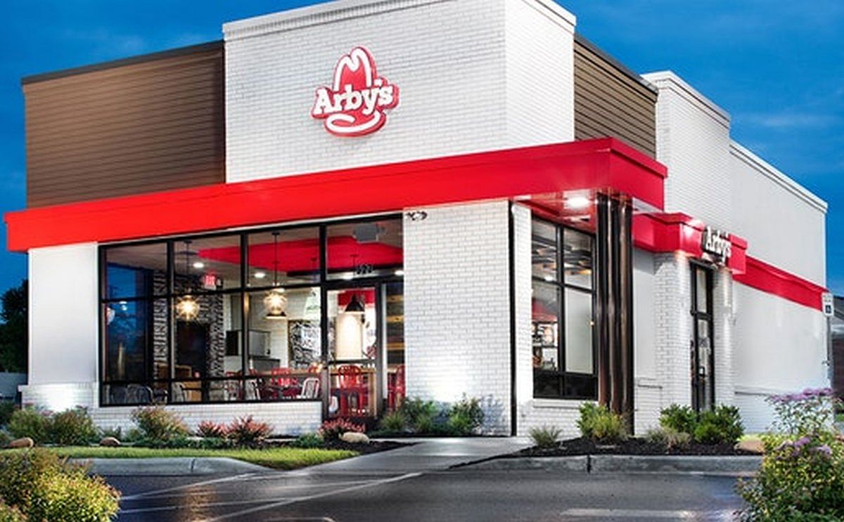 Arby’s is reportedly discontinuing its Potato Cakes after making its new Crinkle Fries a permanent menu item.