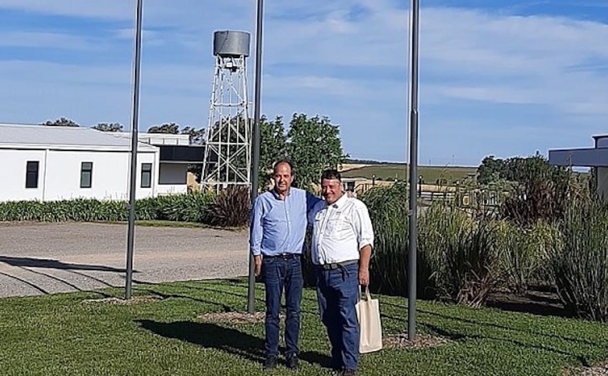Yara y El Parque Papas firmaron el primer convenio sobre fertilizantes verdes en Argentina. Yara y El Parque Papas firmaron el primer convenio sobre fertilizantes verdes en Argentina.