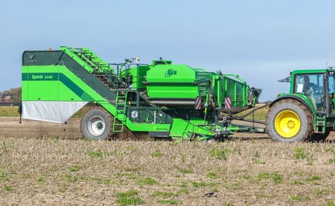 During the Agritechnica trade show, potato machine manufacturer AVR will launch its latest 2-row potato harvester: the AVR Spirit 5200. During the Agritechnica trade show, potato machine manufacturer AVR will launch its latest 2-row potato harvester: the AVR Spirit 5200.