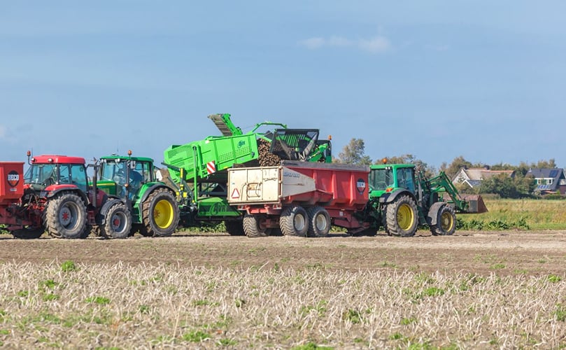 The AVR Spirit 5200 harvesting potatoes. The AVR Spirit 5200 harvesting potatoes.