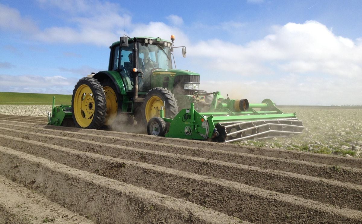 Belgian Potato Equipment manufacturer AVR announces new dealers in Canada Belgian Potato Equipment manufacturer AVR announces new dealers in Canada