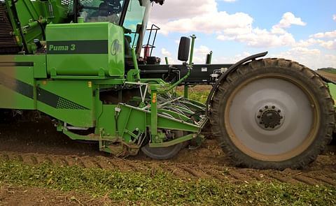 Agricultural machinery manufacturer AVR presents its new option on the Puma 3 during Potato Europe and the Aardappeldemodag: the All Conditions Control or in short the ACC. Agricultural machinery manufacturer AVR presents its new option on the Puma 3 during Potato Europe and the Aardappeldemodag: the All Conditions Control or in short the ACC.