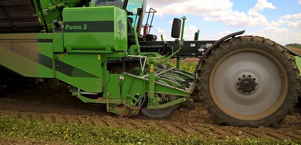 AVR demonstrates &#039;All Conditions Control&#039; option for Puma 3 at Potato Europe, Aardappeldemdag