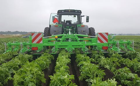 Foldable AVR ridger meets demand for mechanical weed control in potatoes
Foldable AVR ridger meets demand for mechanical weed control in potatoes