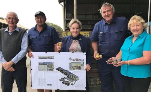 Alannah Mactiernan, Minister of Agriculture and Food for Western Australia is visiting the seed potato farm of the Ayres family near Albany in March, who were awarded one of four Potato Industry Assistance Grants. They invested in sorting technology to bo Alannah Mactiernan, Minister of Agriculture and Food for Western Australia is visiting the seed potato farm of the Ayres family near Albany in March, who were awarded one of four Potato Industry Assistance Grants. They invested in sorting technology to bo