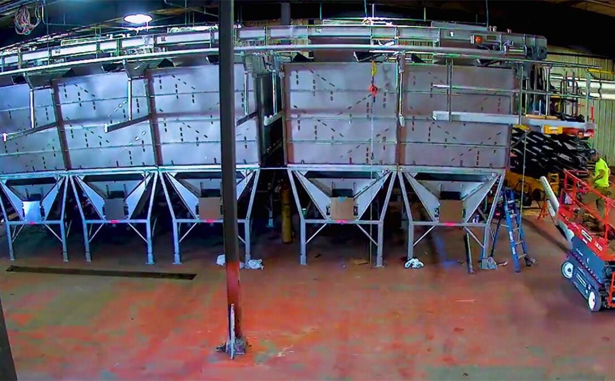  Backer's Potato Chips Bulk Bin System Installation Timelapse 