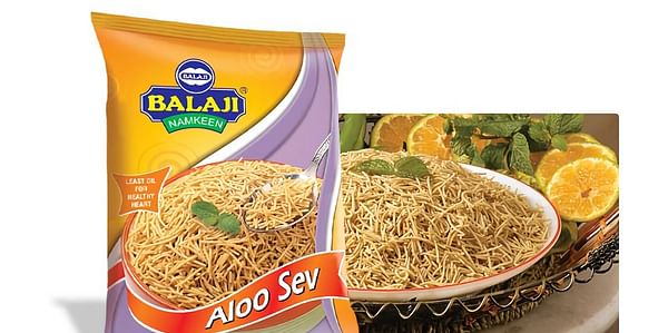 Balaji Wafers offers a range of traditional Indian Snacks, next to regular potato chips