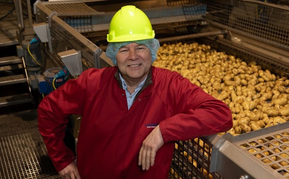 Bas van Damme, Grading Hub Manager at Lamb Weston, says customers choose the company because of the consistent quality delivered throughout the year — one of its key USPs.