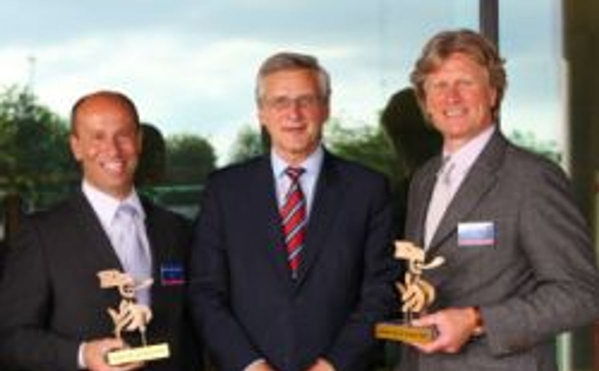 BEST wins export Lion 2011: (left to right) Bert Van der Auwera (CSO BEST wins export Lion 2011: (left to right) Bert Van der Auwera (CSO