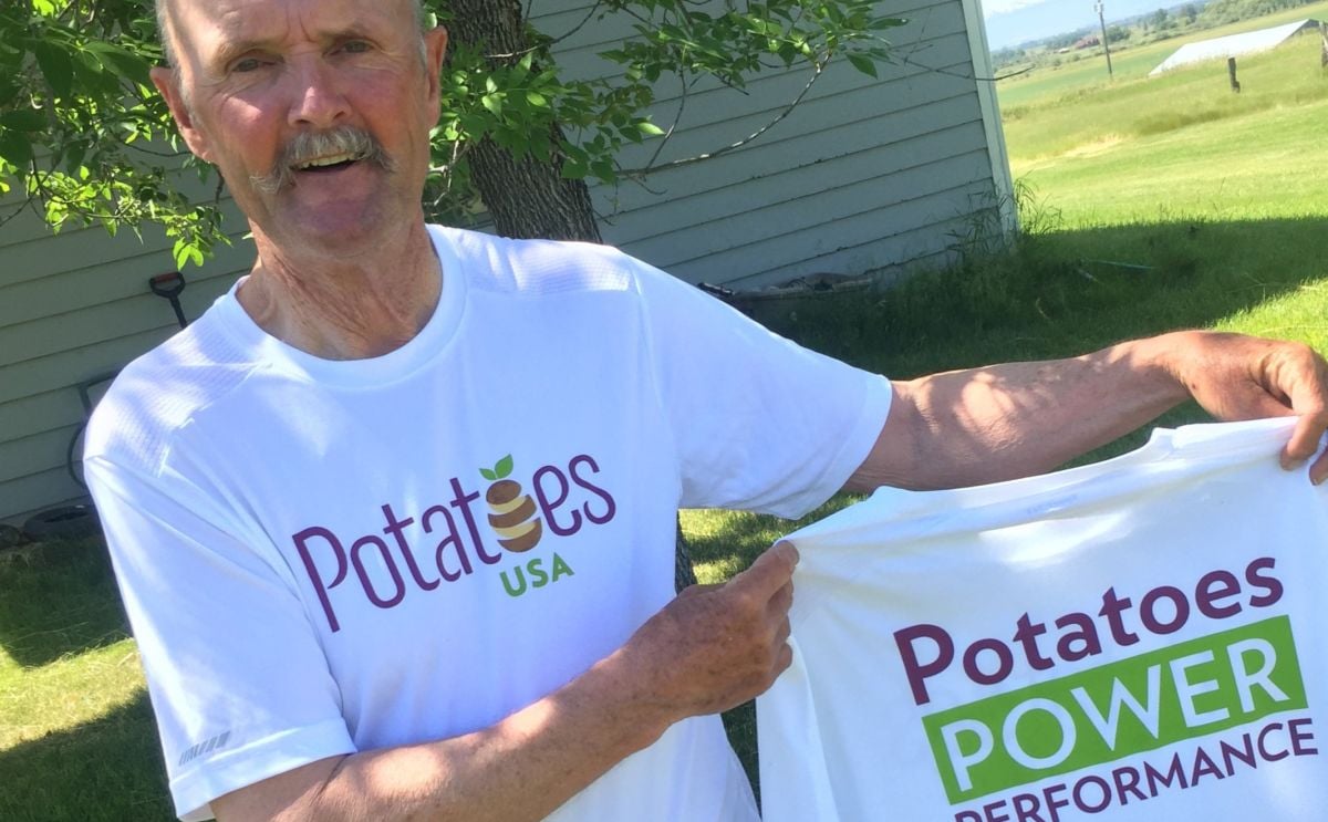 At the age of 72, Bill Skinner runs the Boston Marathon fueled by Potatoes At the age of 72, Bill Skinner runs the Boston Marathon fueled by Potatoes