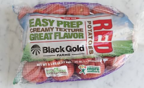 Black Gold Farms offers five-pound poly bags of red potatoes for locally-grown programs in Texas. Black Gold Farms offers five-pound poly bags of red potatoes for locally-grown programs in Texas.