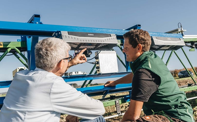 The Smart Spraying solution combines Bosch's camera sensor technology and software with xarvio' s crop optimization platform. The Smart Spraying solution combines Bosch's camera sensor technology and software with xarvio' s crop optimization platform.