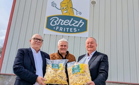 Pascal Lemaire, Hervé Le Gall and Jean-Pierre Rivery as well as three other partners are at the origin of Breizh Frites Pascal Lemaire, Hervé Le Gall and Jean-Pierre Rivery as well as three other partners are at the origin of Breizh Frites