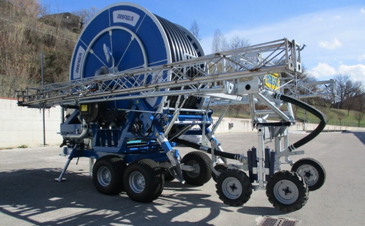 APH Group - Briggs R46 hose reel mounted booms