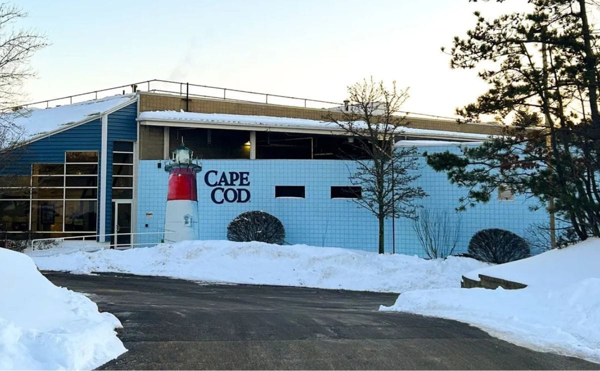 Campbell to close Hyannis potato chip plant in Massachusetts as production shifts to other facilities to improve efficiency.