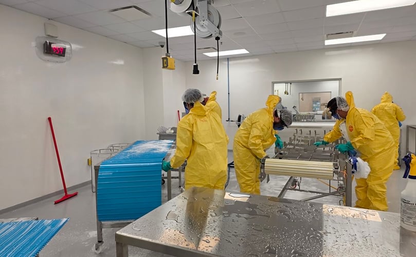 CFS experts demonstrate hygienic design and cleaning practices in the institute’s state-of-the-art sanitation training lab. CFS experts demonstrate hygienic design and cleaning practices in the institute’s state-of-the-art sanitation training lab.
