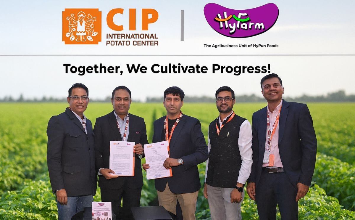 CIP and HyFarm representatives formalize a strategic partnership to strengthen India’s processing-grade potato sector. CIP and HyFarm representatives formalize a strategic partnership to strengthen India’s processing-grade potato sector.