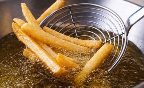 Argentina: Colectivos de Rosario funcionarán con aceite de papa frita Argentina: Colectivos de Rosario funcionarán con aceite de papa frita