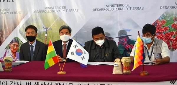 Bolivia y Corea suscriben convenio para incentivar y fortalecer la producción de arroz y papa.