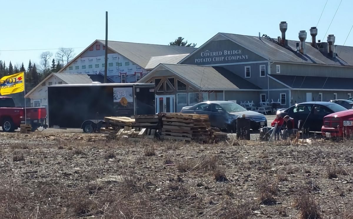 After 5 months, the strike at Covered Bridge Potato Chips in Hartland has come to an end after unionized workers voted in favour of a deal.