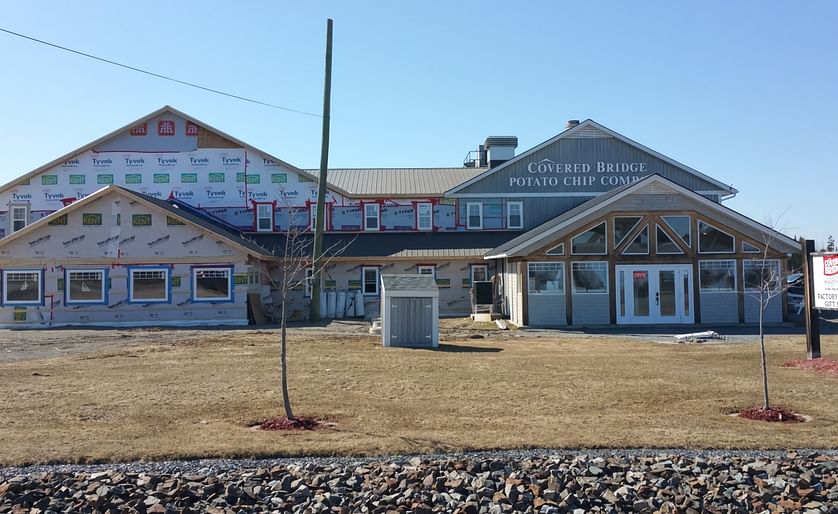The Covered bridge Potato Chip Company during the construction of the new expansion in 2016. The expansion (left, no siding) can be easily distinguished from the existing part (right, with siding) 