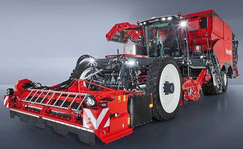 Dewulf launches a new 4-row self-propelled potato harvester: Enduro
Dewulf launches a new 4-row self-propelled potato harvester: Enduro