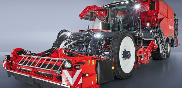 Dewulf launches a new 4-row self-propelled potato harvester: Enduro