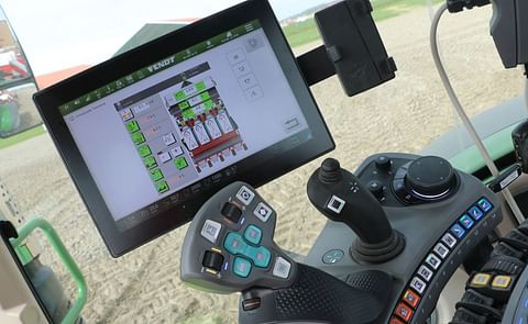 Dewulf going full ISOBUS for the 2023 potato planting season Dewulf going full ISOBUS for the 2023 potato planting season