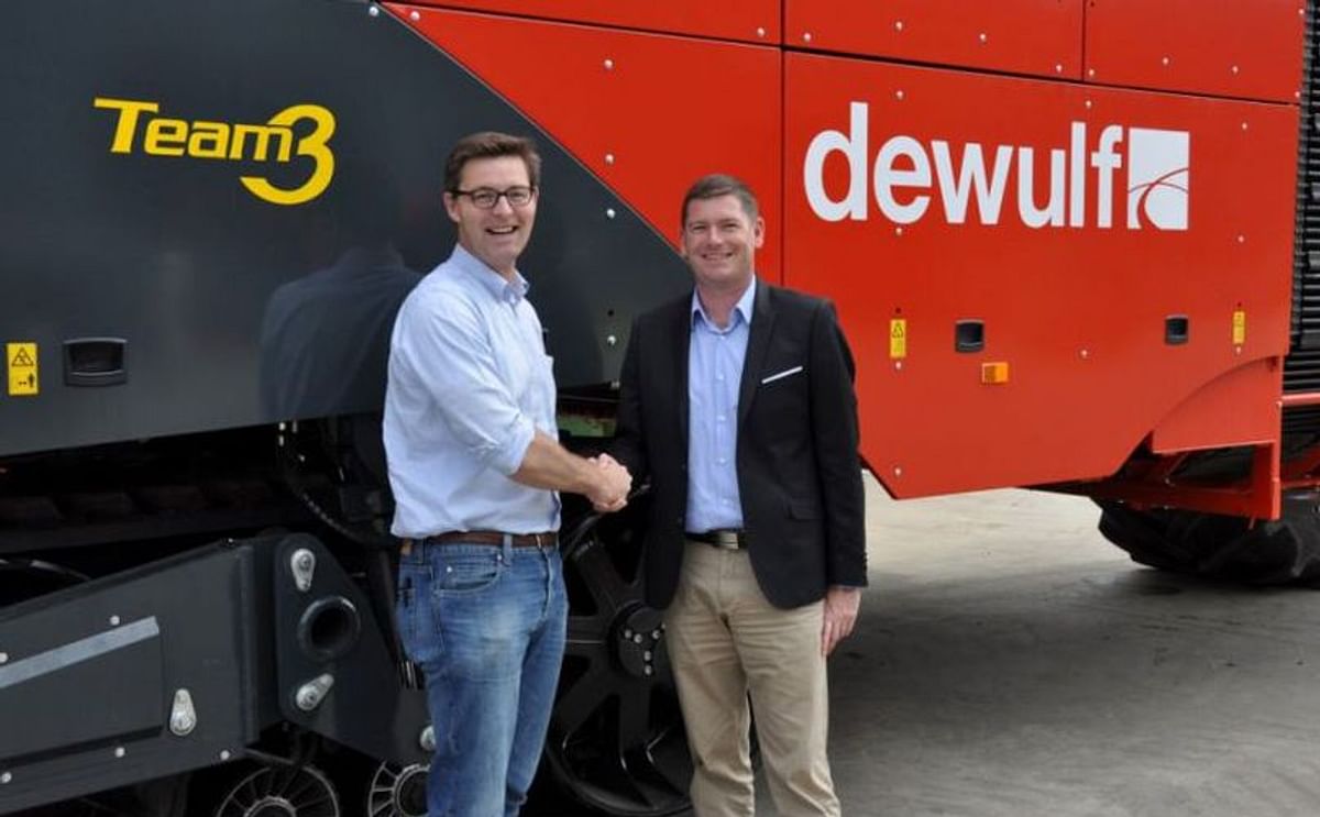 Karel Decramer (left) can be seen in this picture meeting with Nicolas Dony (right) during his work on the Dewulf dealer restructuring in France in 2015.