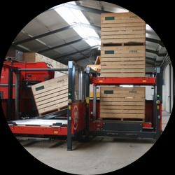 MB 111 Box filler with a capacity