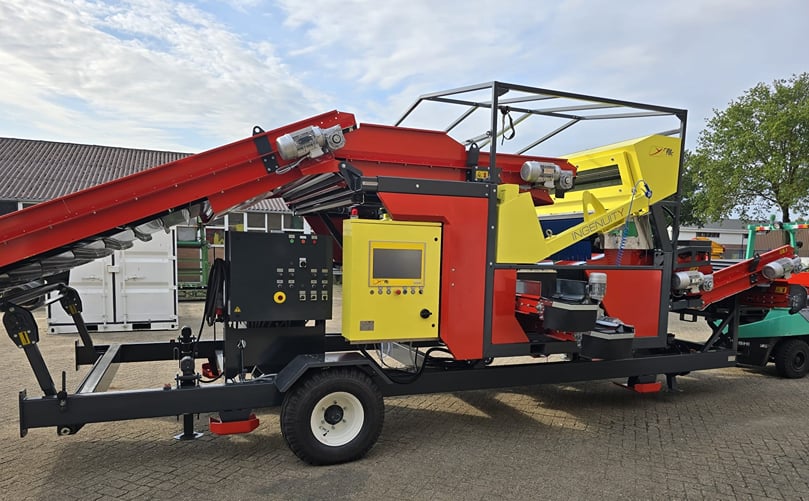 Dewulf - MG240, mobile, three-way optical sorter Dewulf - MG240, mobile, three-way optical sorter
