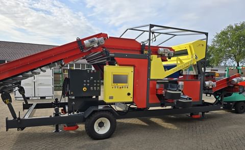 Dewulf - MG240 Optical Potato Sorter Dewulf - MG240 Optical Potato Sorter