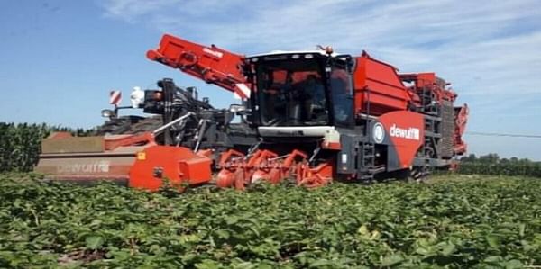 Dewulf: 20th potato harvester of the season delivered to Geert Vansteelant