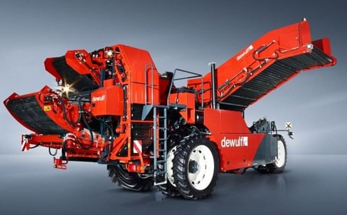 Dewulf intruduces 5th generation R3060 potato harvester: 