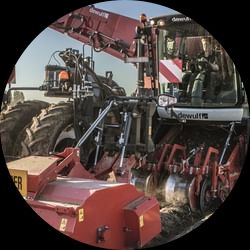 RA3060 Self-propelled 2-row sieving harvester