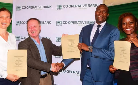 From the left: Conen Henreyer ( Agro Potato Services Africa), Steve Carlyon (President Simplifine), Dr Kiarie Moses N. Badilisha ( Nyandarua County Governor) and Esther Kariuki ( Head of Agri Cooperative at Co-op Bank) displaying an MOU after signing on March 7, 2023. 