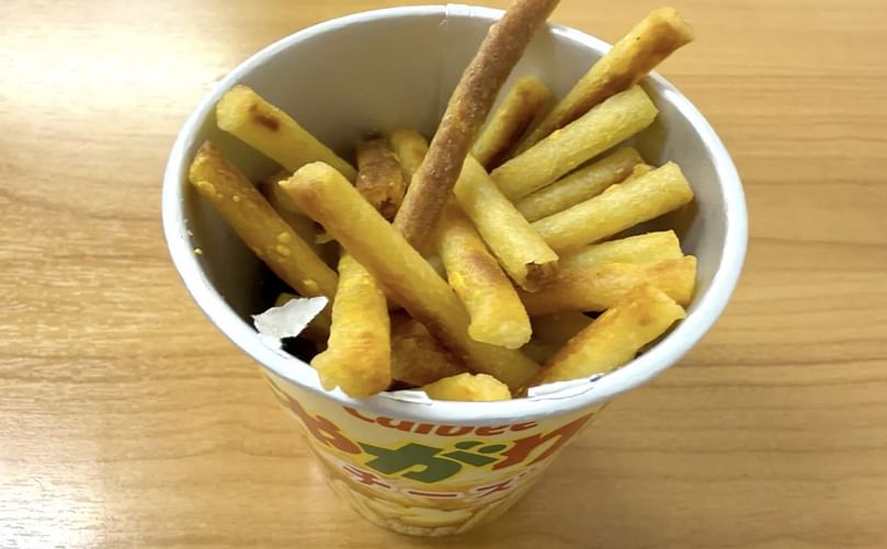 Dry fried cheese-flavor JagaRico. (Courtesy: SoraNews24) Dry fried cheese-flavor JagaRico. (Courtesy: SoraNews24)