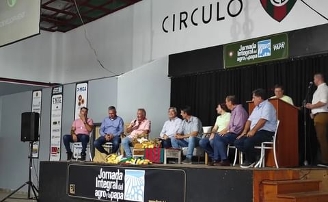 Séptima jornada integral del Agro y la Papa: autoridades y productores analizaron desafíos y proyecciones Séptima jornada integral del Agro y la Papa: autoridades y productores analizaron desafíos y proyecciones