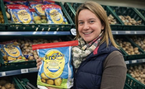 Emma Brown completed the Graduate Development Programme in September 2013 and now works as a Trading Co-ordinator at Greenvale. Emma Brown completed the Graduate Development Programme in September 2013 and now works as a Trading Co-ordinator at Greenvale.