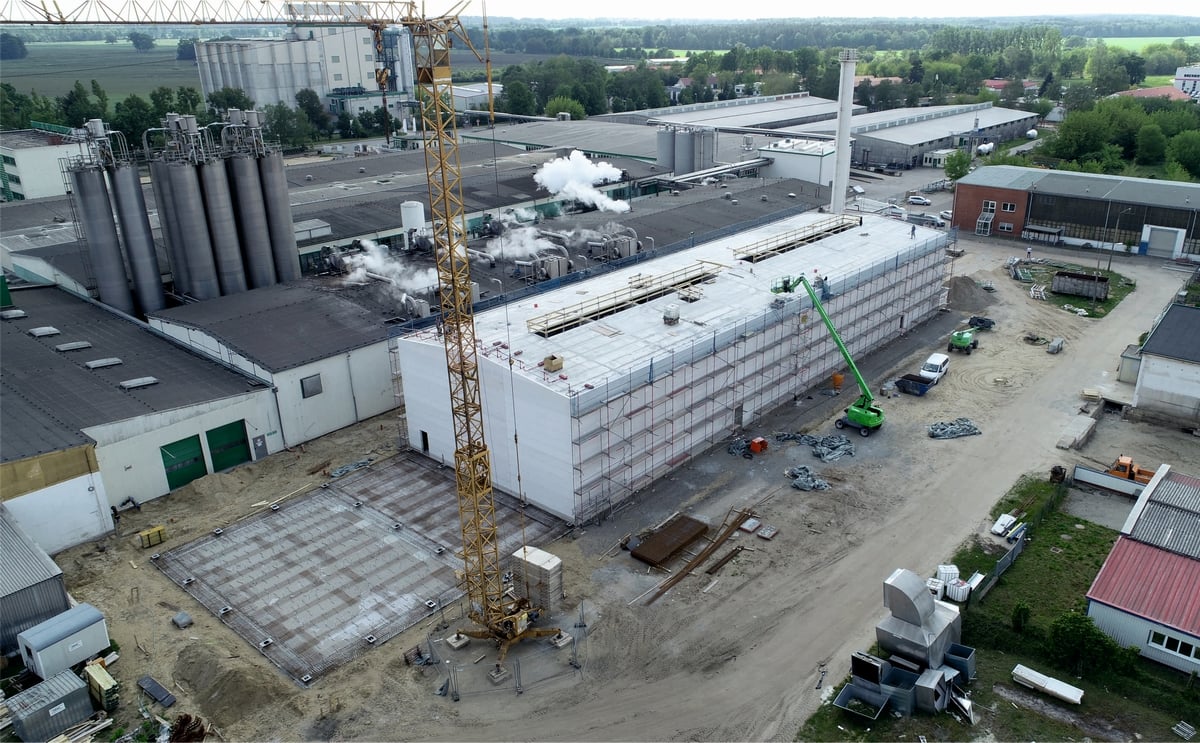 Emsland Group installs four drum dryers for potato flakes at their Hagenow plant Emsland Group installs four drum dryers for potato flakes at their Hagenow plant