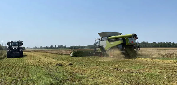 Estonian farmers start cereal, potato harvest