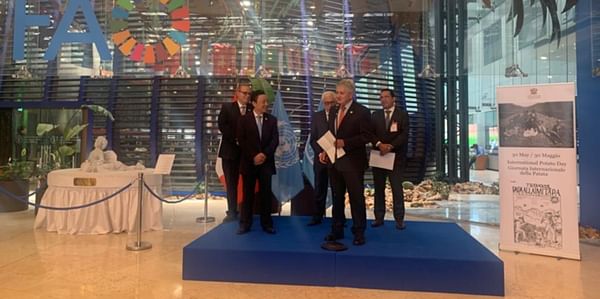 From left to right: Dr. Maximo Torero, FAO Chief Economist, Dr. Qu Dongyu, Director-General FAO, Mr. Julio Eduardo Martinetti, Ambassador of Peru to Italy, Dr. André Devaux, WPC Director, and Mr. Christian Barrantes, Vice Minister of MIDAGRI, Peru.